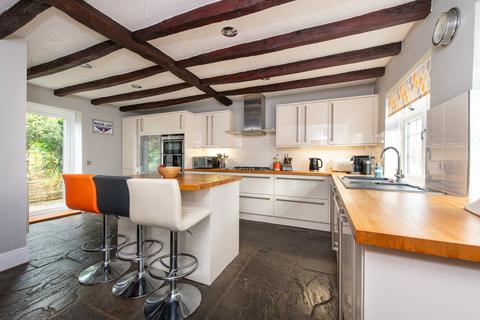 The Coach House Chestnut Square, Wellesbourne, Warwick, CV35 9QR