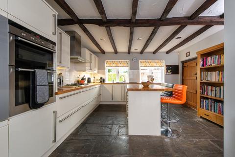 The Coach House Chestnut Square, Wellesbourne, Warwick, CV35 9QR