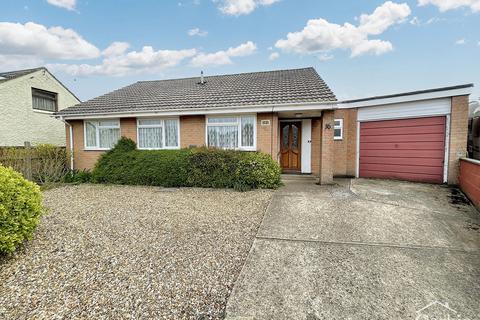 2 bedroom bungalow for sale, High Howe Lane, Bournemouth, BH11 9