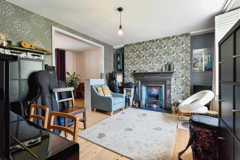 Aberpennar Cottage Dover Street, Mountain Ash, CF45 3HY