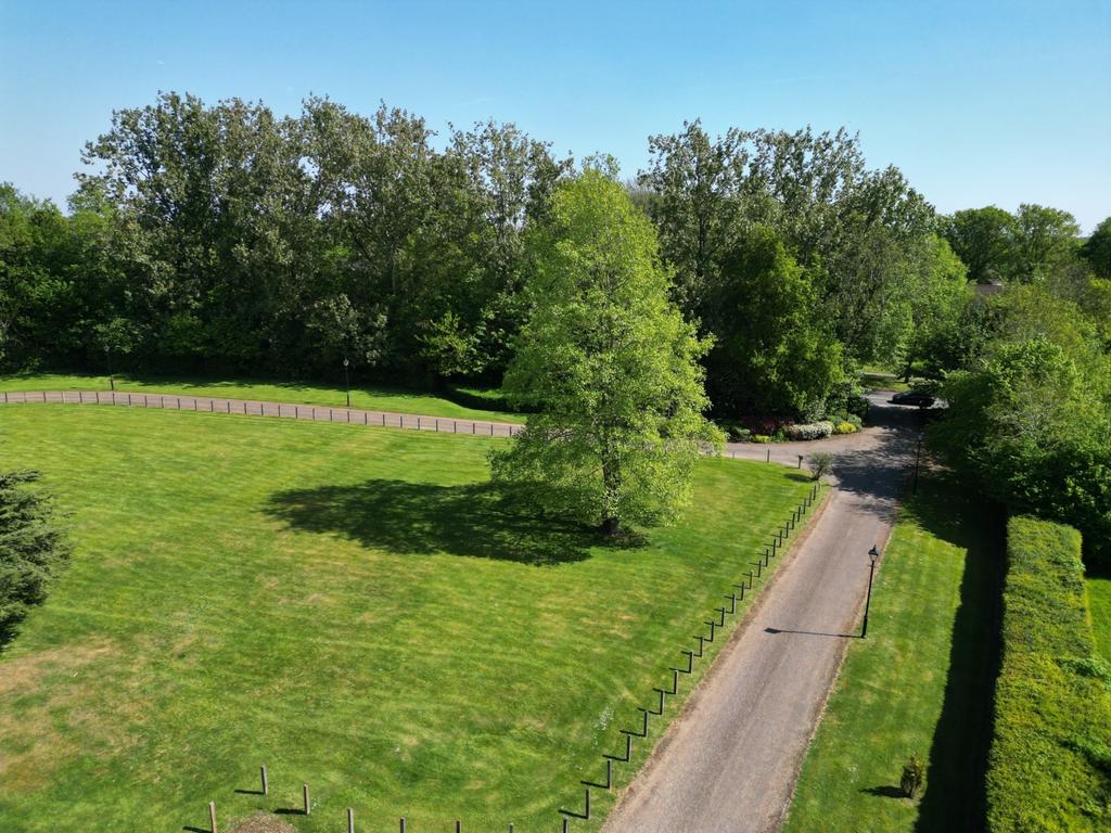 Communal gardens