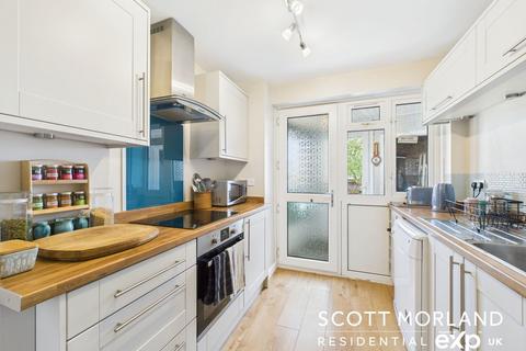 133 Stag Hill, Basingstoke, RG22 6JE