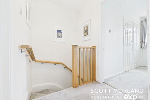133 Stag Hill, Basingstoke, RG22 6JE