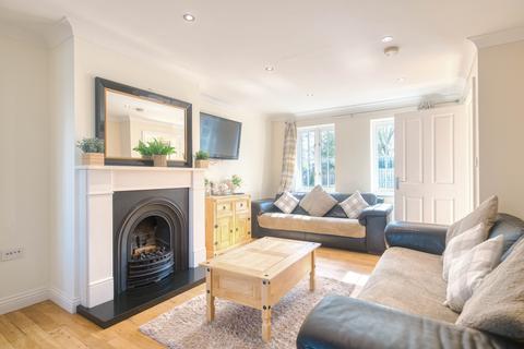 8 Ducks Farm Close, Kirby Misperton, Malton, YO17 6XH