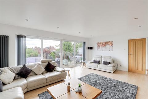 4 Briar Close, Keyworth, Nottingham, NG12 5JR