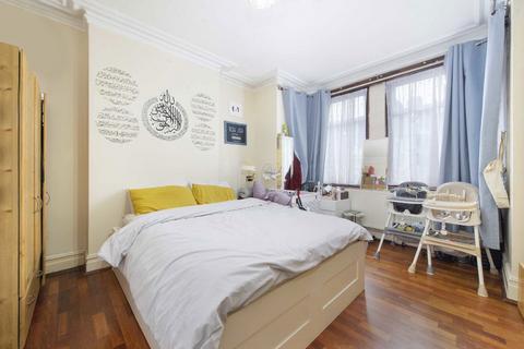 undefined, Mount Road, Hendon NW4