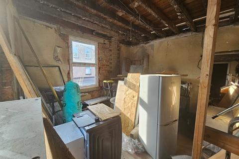 2 bedroom end of terrace house for sale, 68 Victoria Street, Fleetwood FY7 6EJ