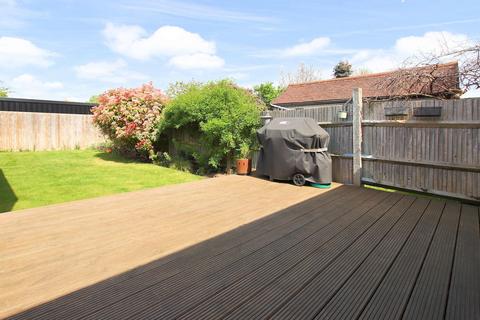 1 Brookside Way, Croydon, CR0 7RR