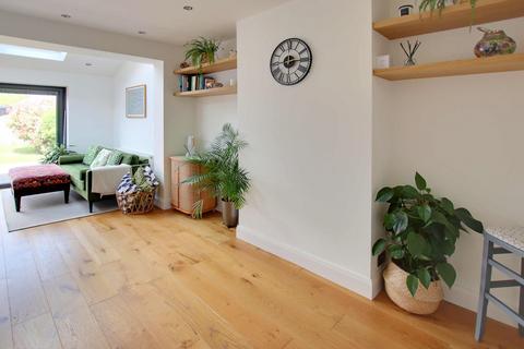 1 Brookside Way, Croydon, CR0 7RR