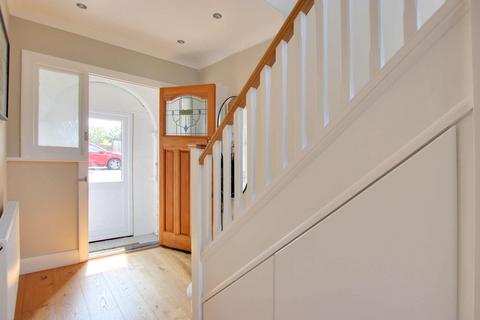 1 Brookside Way, Croydon, CR0 7RR