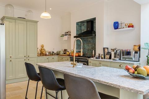 31 Leander Road, Thornton Heath, CR7 6JY