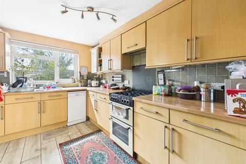 undefined, Beechcroft Road, Longlevens, Gloucester, Gloucestershire, GL2