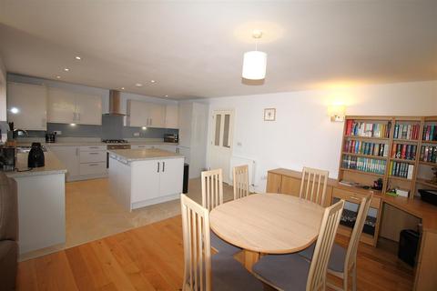 64a Wards Hill Road, Minster On Sea, Sheerness, ME12 2LQ