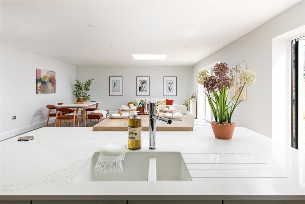 Kitchen 9.jpg
