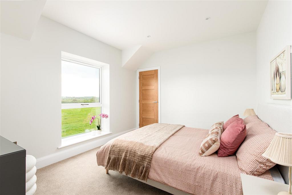 Bedroom2 1.jpg