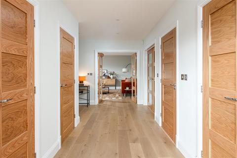 4 bedroom detached house for sale, Brockleaze, Neston, Corsham