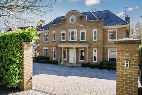 5 bedroom detached house for sale, Wentworth Estate
