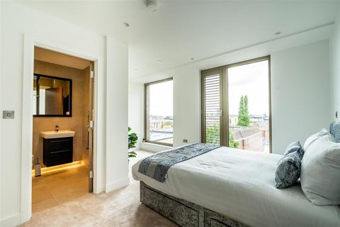 2 bedroom apartment to rent, Ryedale House, Piccadilly, York