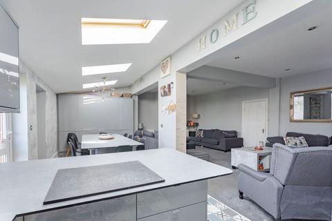 7 bedroom semi-detached house for sale, Cromer Road, Mundesley