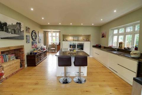 4 bedroom detached house for sale, Southdowns, Hindhead