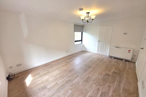 2 bedroom flat to rent, Cuparstone Row, City Centre, Aberdeen, AB10