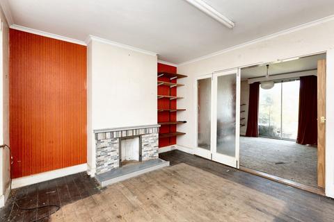 3 bedroom terraced house for sale, 31 The Vale, Northampton, NN1 4SU