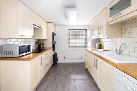 13 Aston Street, London, E14 7NE