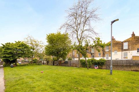 13 Aston Street, London, E14 7NE