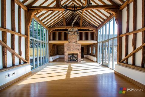 5 bedroom barn conversion to rent, Lewes Road, Haywards Heath
