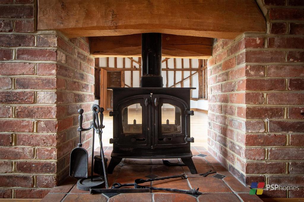 Log burner