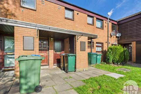 1 bedroom maisonette to rent, Skipton Gardens, Coventry, CV2