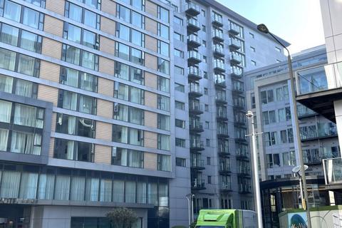 Studio for sale, 32 Burnelli Building, 352 Queenstown Road, Battersea Park, SW11 8NG