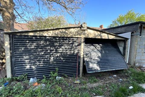 Garage for sale, Double Garage to the rear of 24 Castleton Road, Mitcham, Surrey, CR4 1NY