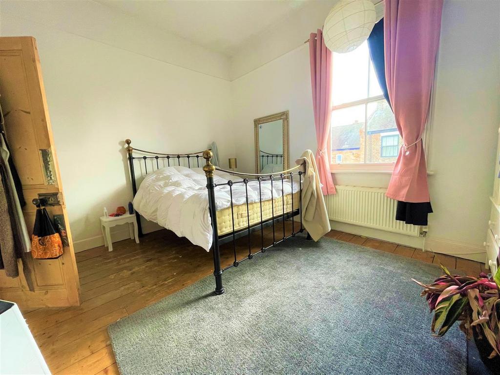 Bedroom.jpg