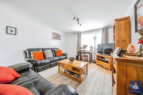 16 Bannerman Drive, Brackley, NN13 6HS