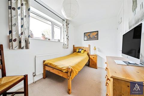 16 Bannerman Drive, Brackley, NN13 6HS