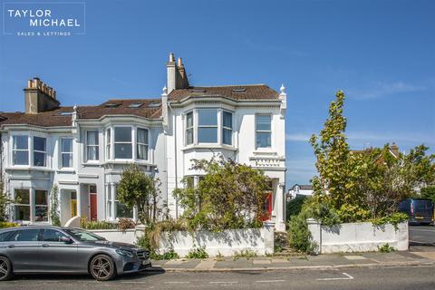 1 bedroom flat to rent, South Avenue, Brighton