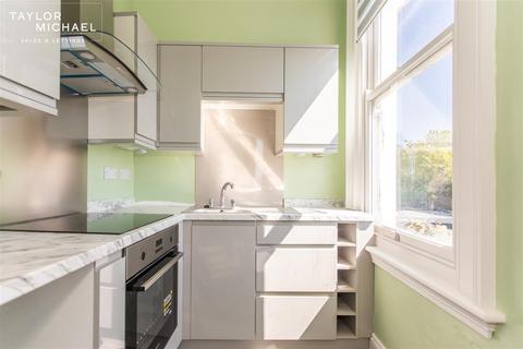 1 bedroom flat to rent, South Avenue, Brighton