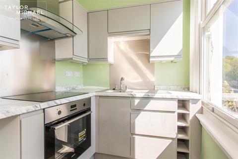 1 bedroom flat to rent, South Avenue, Brighton