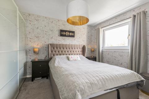 65 Deanburn, Penicuik, EH26 0HY