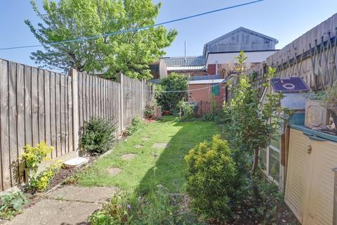 29 Bracklesham Close, Southampton, SO19 8TD