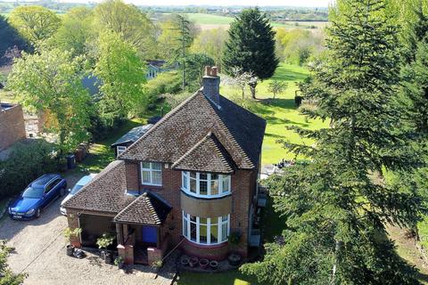 3 bedroom detached house for sale, East Hanningfield Road, Sandon