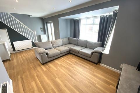 3 bedroom semi-detached bungalow for sale, 14 Whitehead Street, Shaw, OL2 7NL
