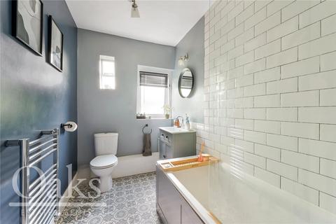 123 Alexandra Road, Croydon, CR0 6EZ
