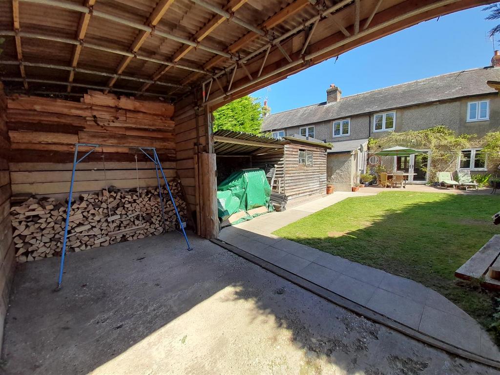 Car port 2.jpg