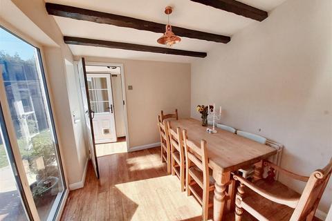 8, Nursery Cottages Barnham Lane, Barnham, Bognor Regis, PO22 0JJ