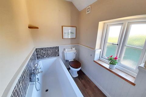 8, Nursery Cottages Barnham Lane, Barnham, Bognor Regis, PO22 0JJ