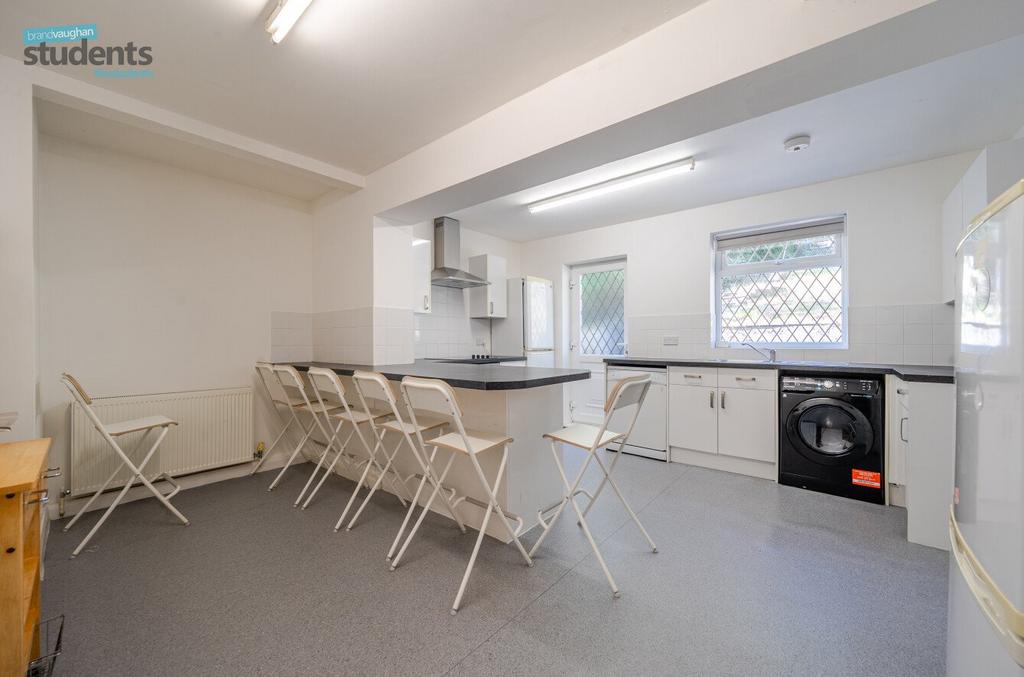 House in Brighton, Bevendean - View 2