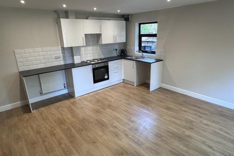 2 bedroom semi-detached house to rent, Woodvale Close, Lincoln, Lincolnshire, LN6