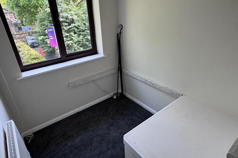 2 bedroom semi-detached house to rent, Woodvale Close, Lincoln, Lincolnshire, LN6